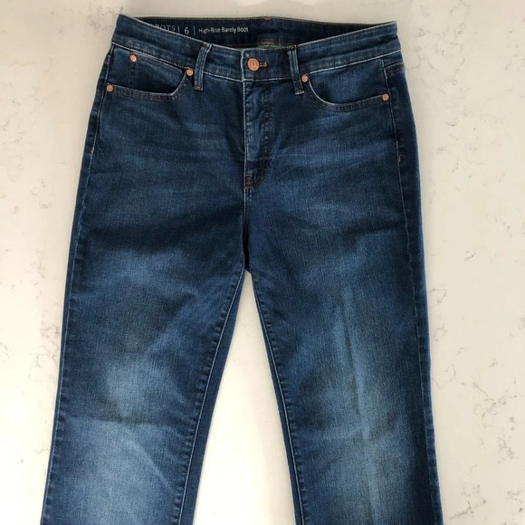 Talbots Flawless High-Rise Barely Boot 5 Pocket Med Wash Denim Jeans Blue 6 NWOT - Picture 3 of 13